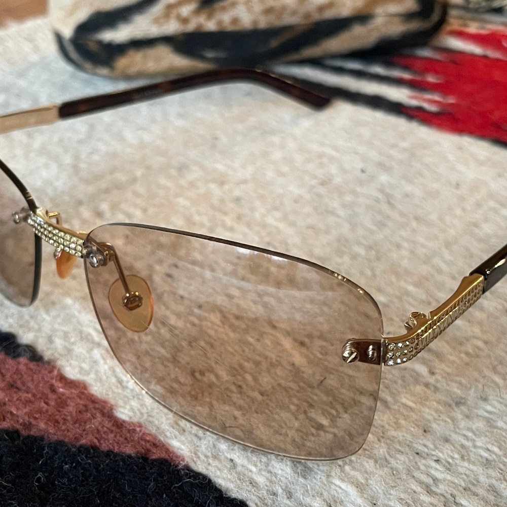 Valentino Rimless Sunglasses - Picture 11 of 16
